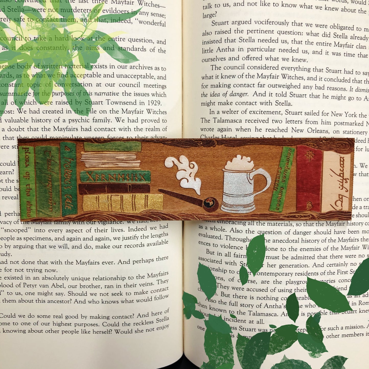 Detailed Tolkien Shelf Woodmark