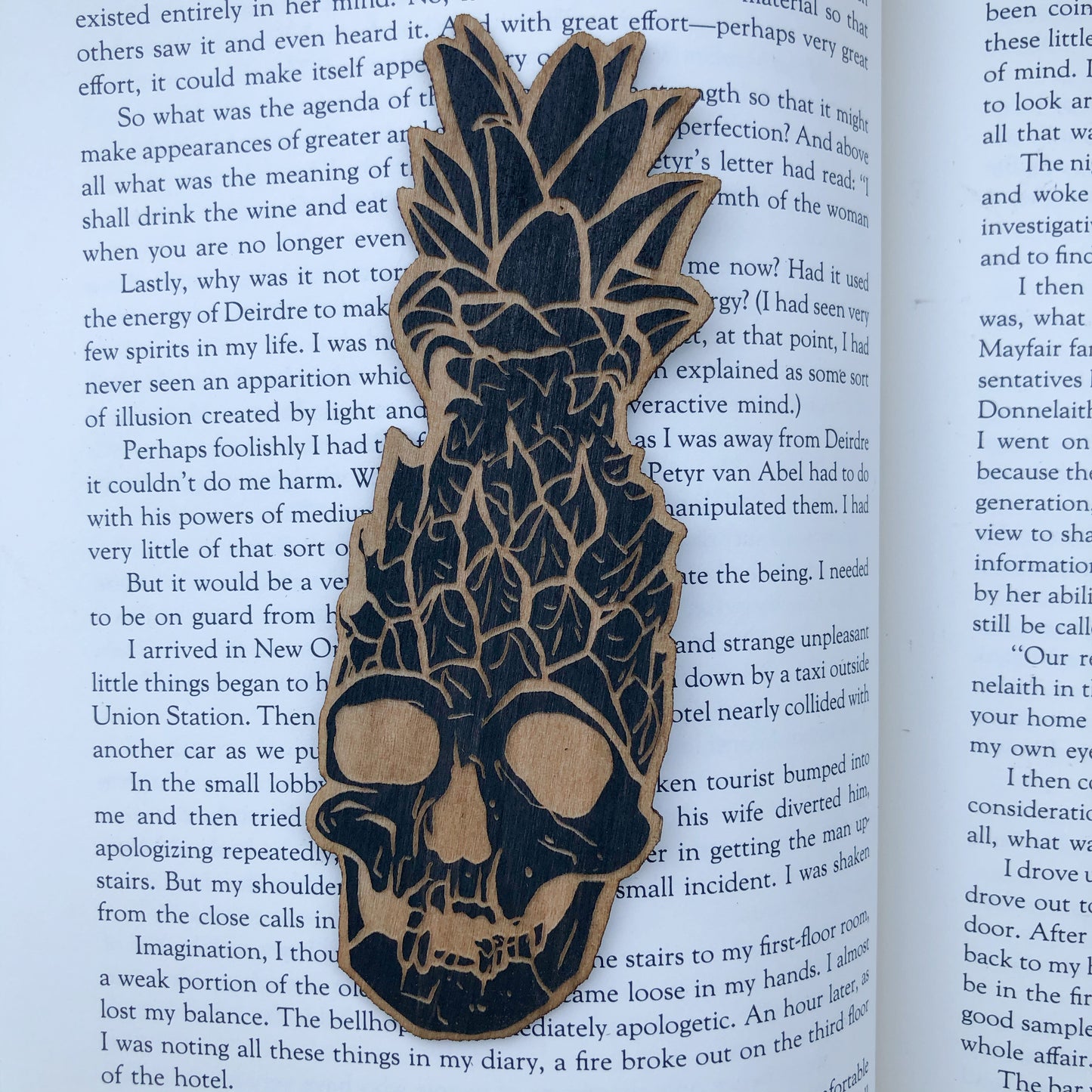 Pineapple Skull Wooden Bookmark | Summer Reading Woodmark | Bookmark Horror | Bookish gift
